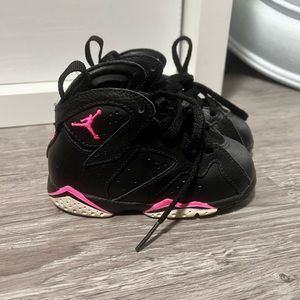Air Jordan 7 Retro GG Black Hyper Pink